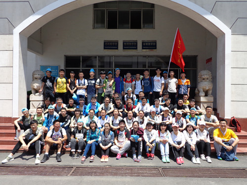 集体照1_副本.jpg 集体照1_副本.jpg