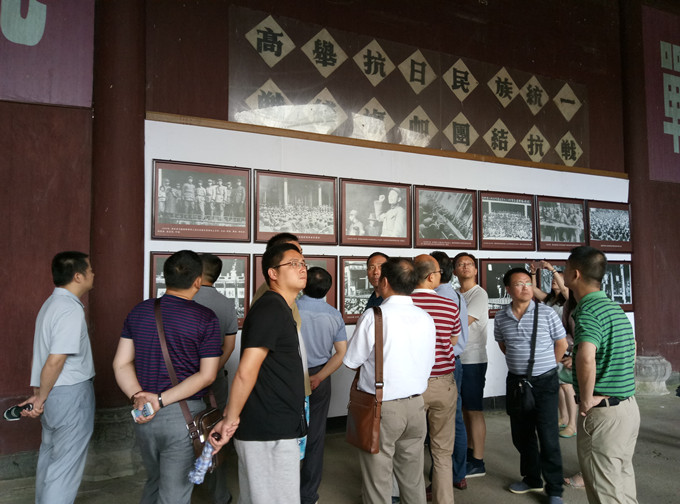 图片一_副本.jpg 图片一_副本.jpg