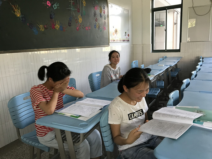 3班2_副本.jpg 3班2_副本.jpg