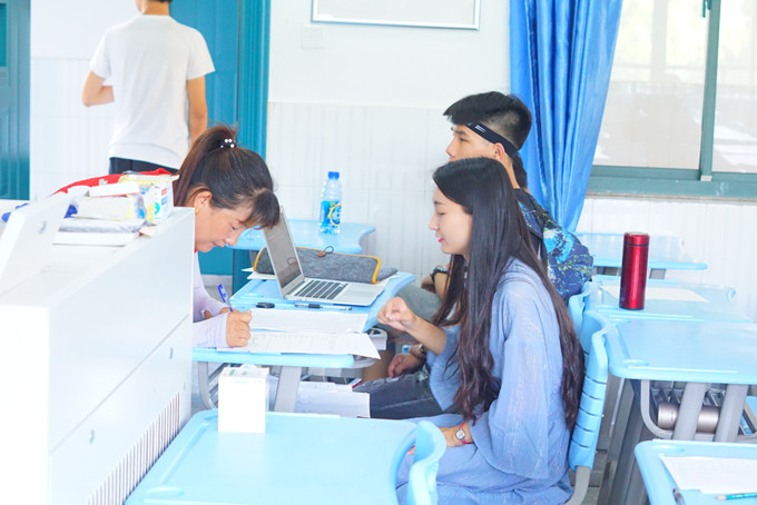 24班2_副本.jpg 24班2_副本.jpg