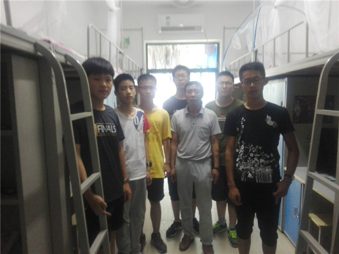 E:\168宣传\23\12班 修图直接发\12班\QQ图片20170723162444.jpg E:\168宣传\23\12班 修图直接发\12班\QQ图片20170723162444.jpg