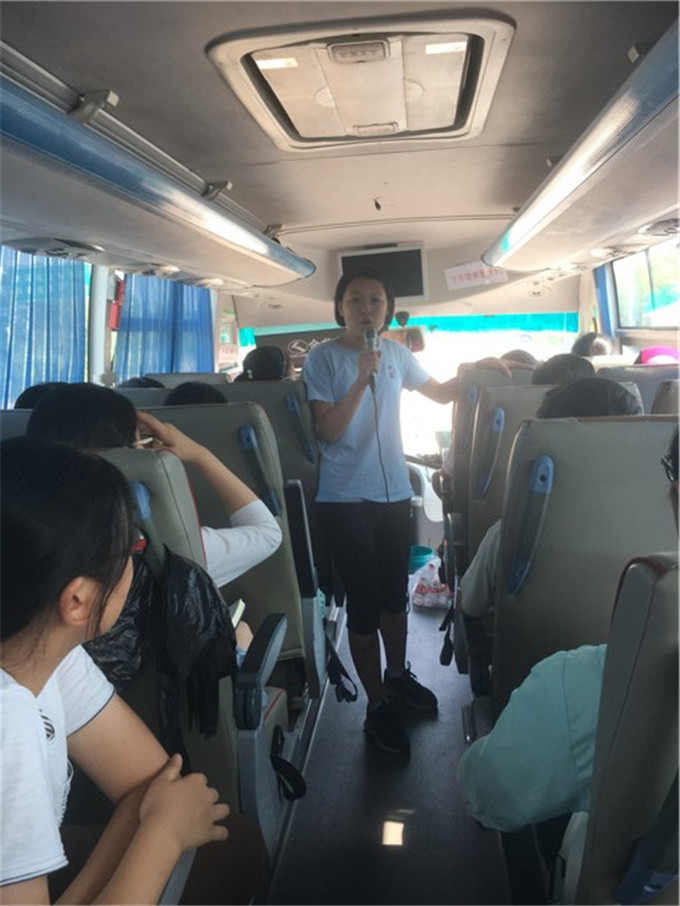 C:\Documents and Settings\Administrator\桌面\高一（10）班-参观科大先研院有感\高一（10）班-参观科大先研院有感\IMG_0839.JPG