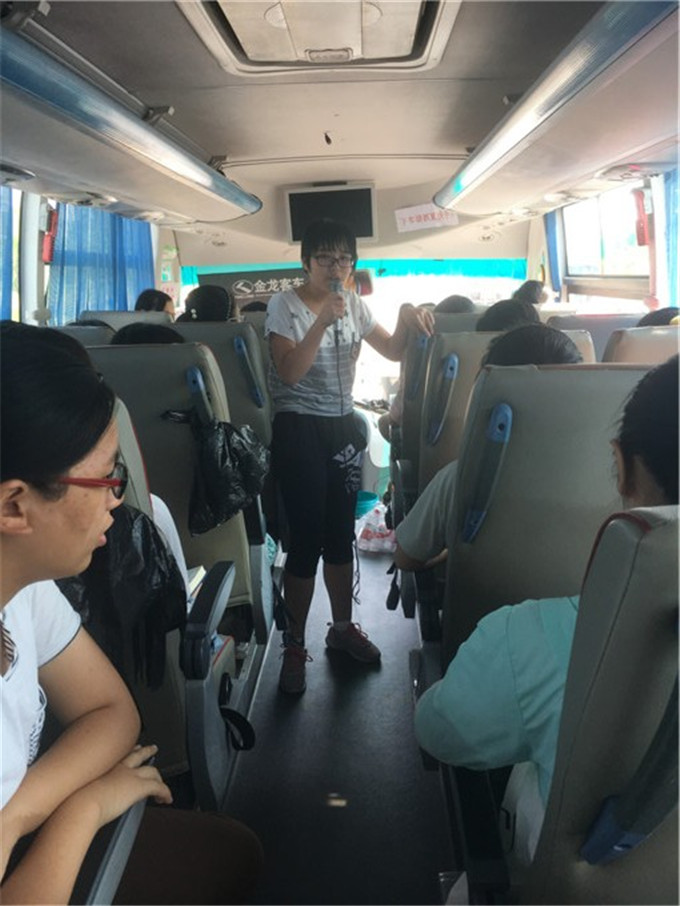 C:\Documents and Settings\Administrator\桌面\高一（10）班-参观科大先研院有感\高一（10）班-参观科大先研院有感\IMG_0841 2.JPG