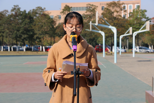 校学生会通报文明督察情况.JPG