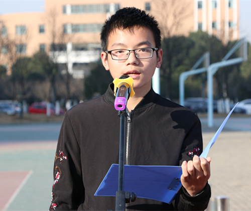 演讲.JPG