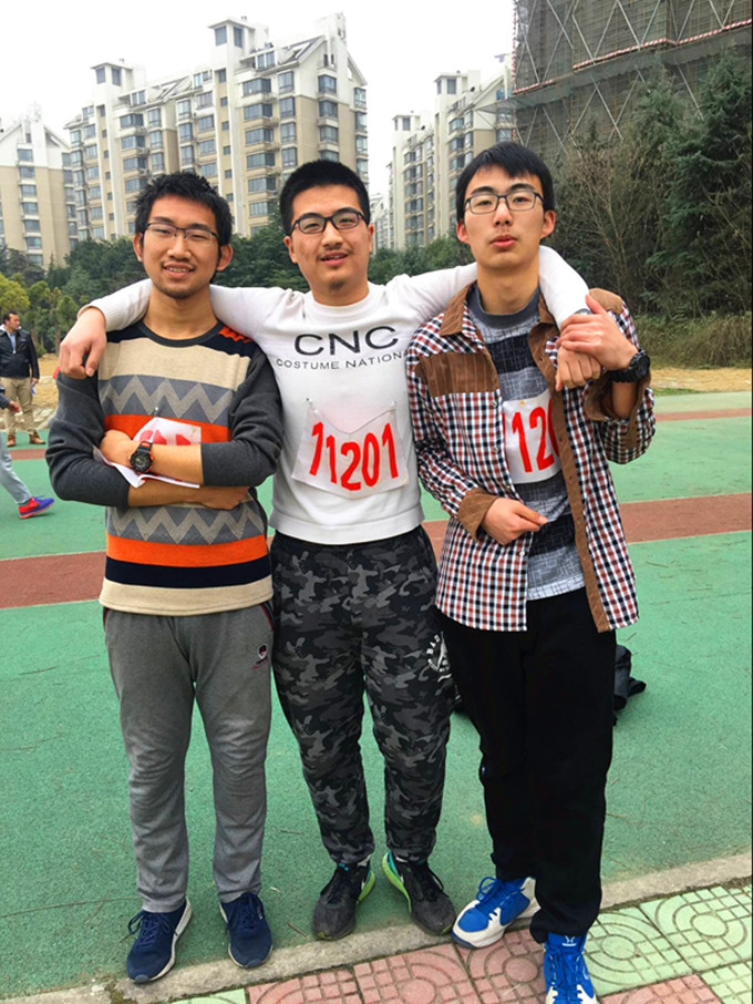 746D6579FE59F33E088582CF991DDAF7.jpg 746D6579FE59F33E088582CF991DDAF7.jpg