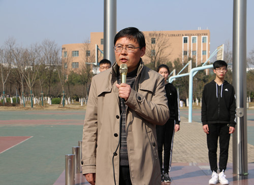 吴校长.JPG