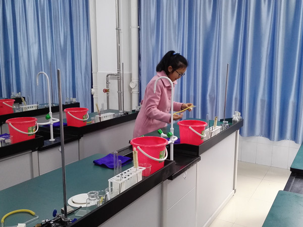 学雷锋照片IMG_20180314_160950_副本.jpg 学雷锋照片IMG_20180314_160950_副本.jpg