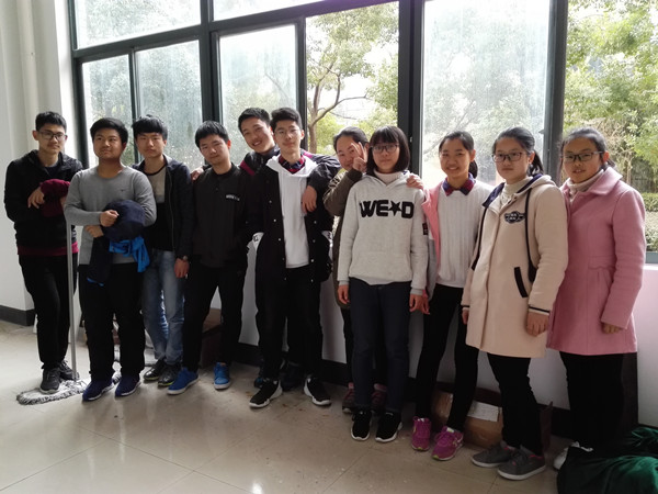 学雷锋照片IMG_20180314_161842_副本.jpg 学雷锋照片IMG_20180314_161842_副本.jpg