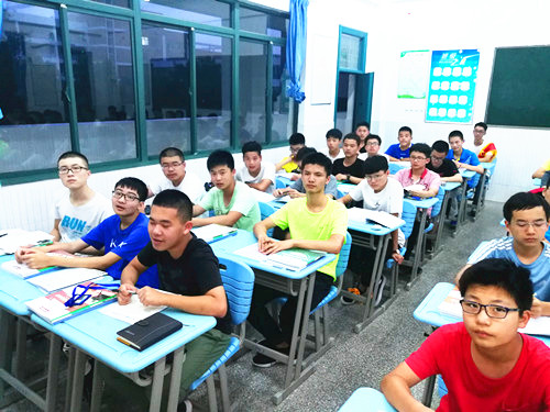 21班----4.jpg 21班----4.jpg