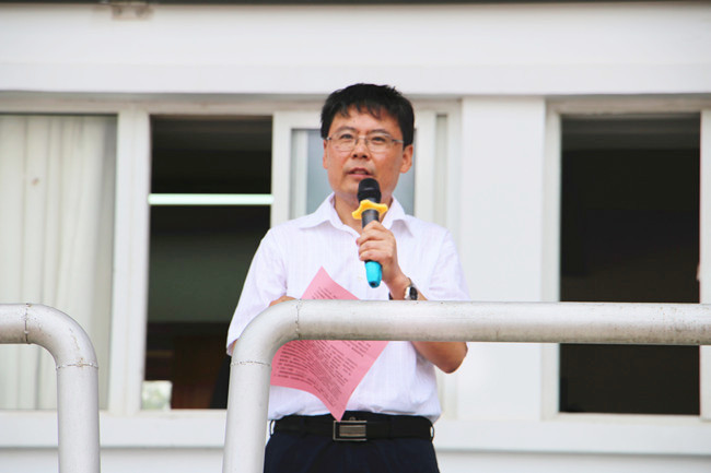 吴校.JPG