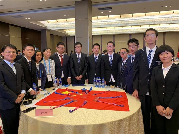 中国队合照2.jpg 中国队合照2.jpg