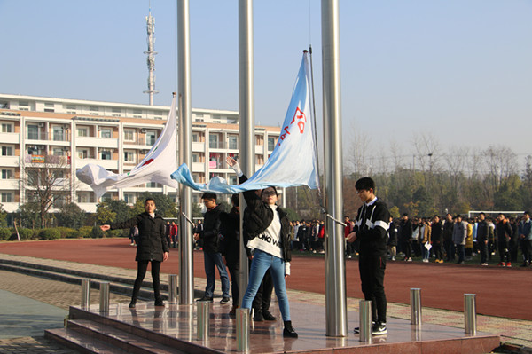 旗手出旗2.JPG