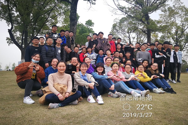 大十七班的合影~~~.jpg