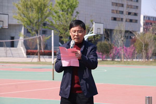 吴校.JPG