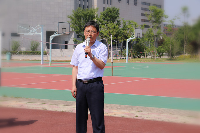 吴校.JPG
