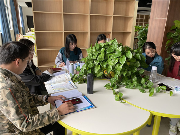 F3B7D3805B642FDFF4140A8A70502F52.jpg F3B7D3805B642FDFF4140A8A70502F52.jpg