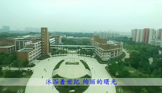 升校旗.jpg