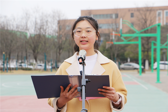 演讲.JPG