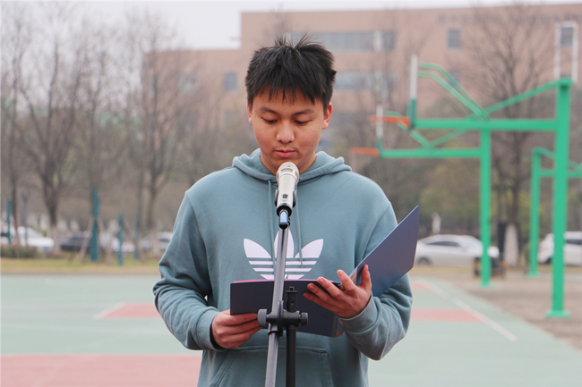 演讲.JPG