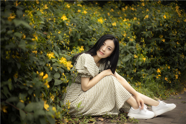 图片一个人照片.jpg 图片一个人照片.jpg