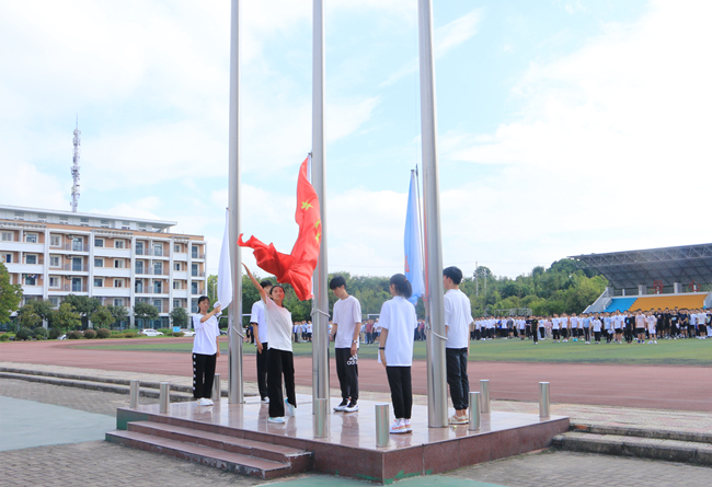 升国旗_副本.jpg