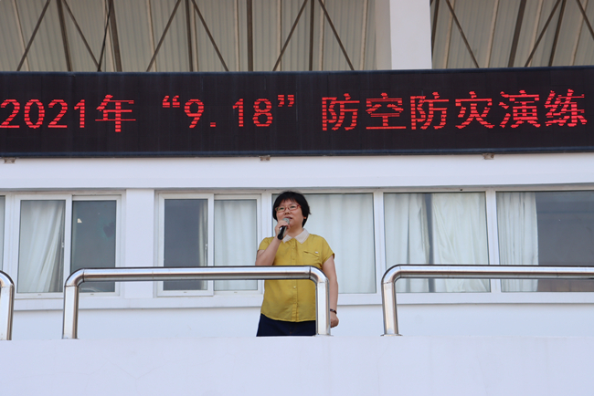 汪主任_副本.jpg 汪主任_副本.jpg