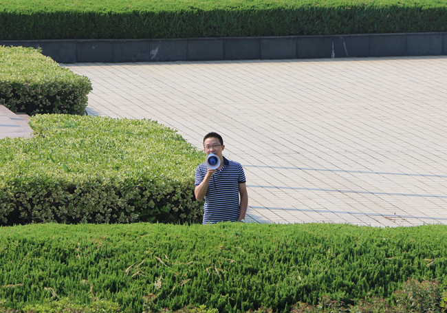 周主任_副本.jpg 周主任_副本.jpg