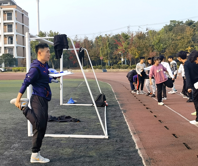 喻震.jpg 喻震.jpg