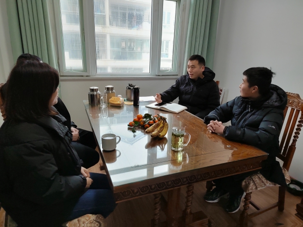 年前家访1.jpg 年前家访1.jpg