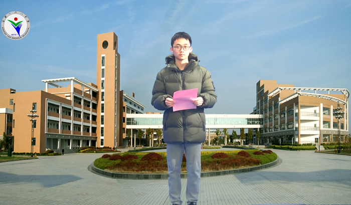 演讲.jpg 演讲.jpg