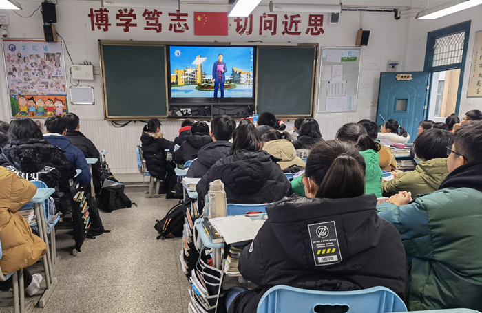 聆听吴校江湖.jpg 聆听吴校江湖.jpg