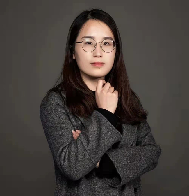 刘珊珊_副本.jpg