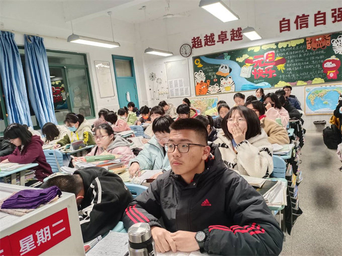 Cache_-d50e1a582af8014..jpg Cache_-d50e1a582af8014..jpg