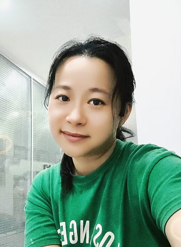 吕婷婷.jpg
