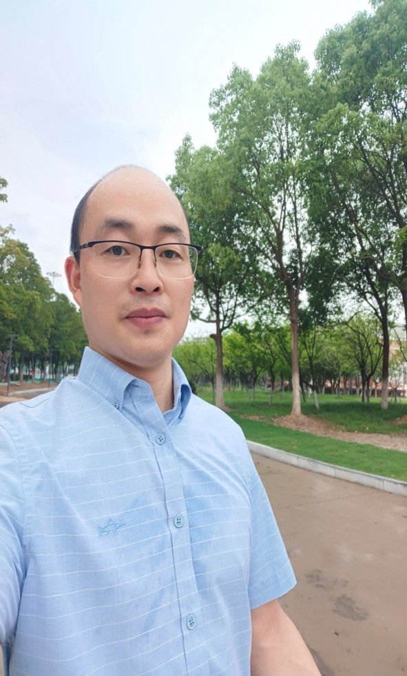 周培祥.jpg 周培祥.jpg