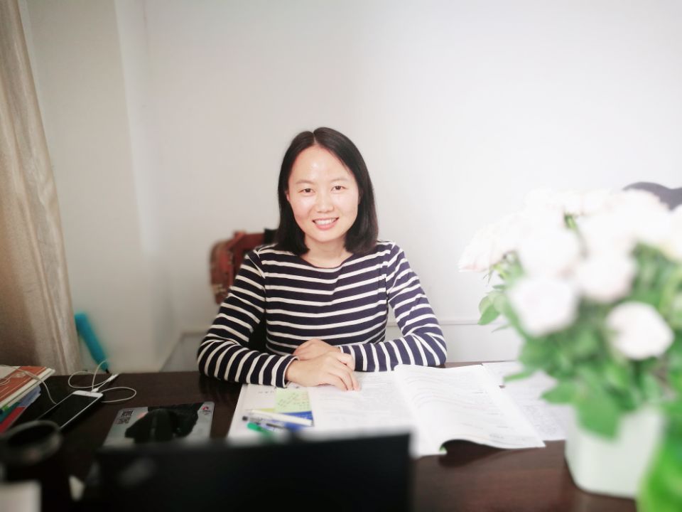 魏娜娜.jpg
