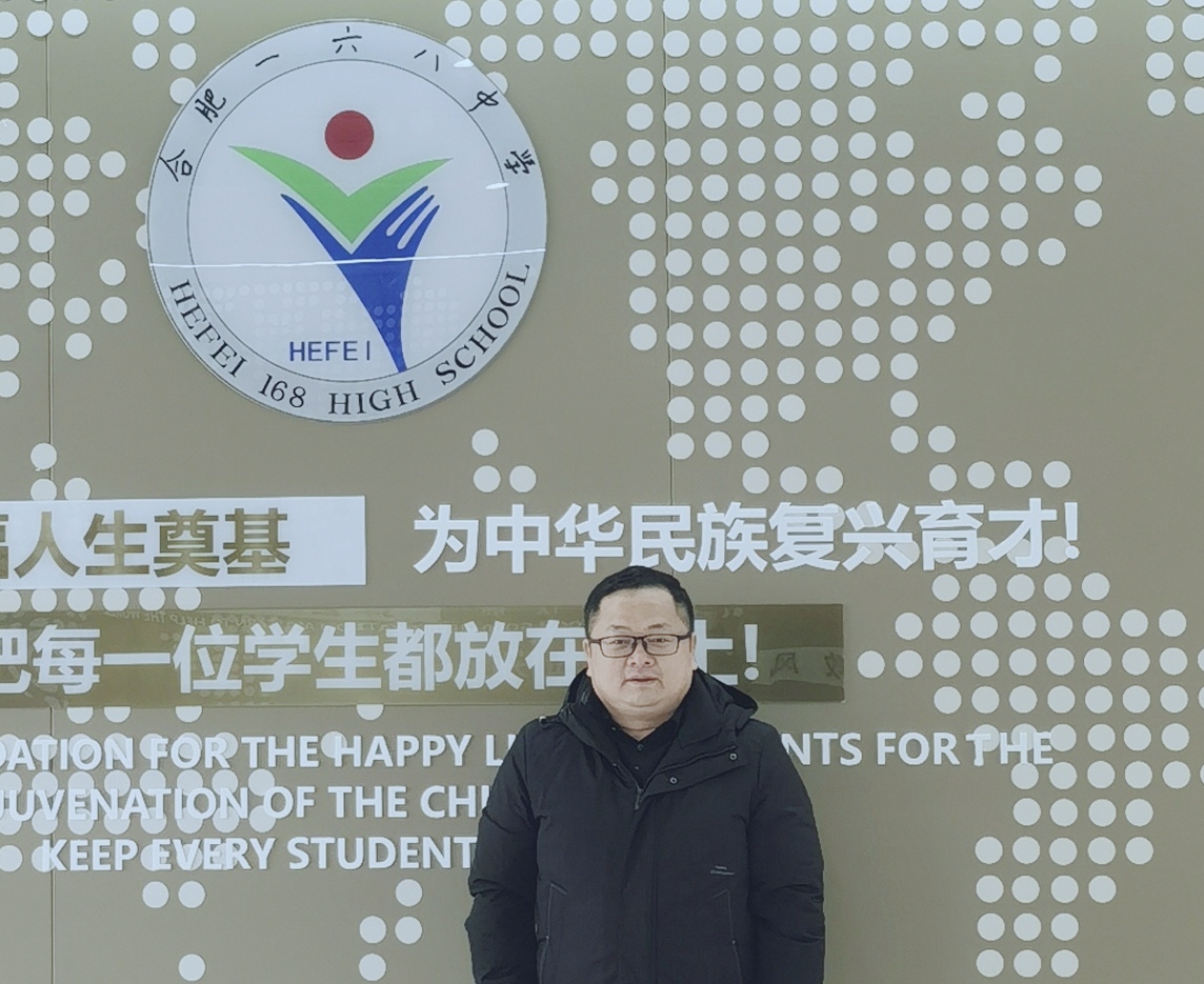 周健.jpg