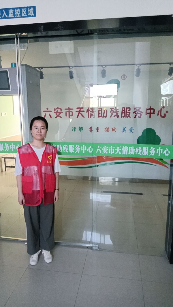 志愿服务2.jpg 志愿服务2.jpg