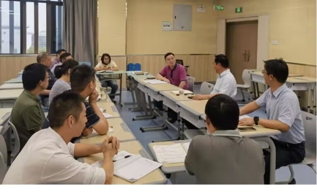 数学-沐方华_副本.jpg