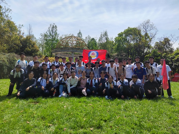 高三16班1.jpg 高三16班1.jpg