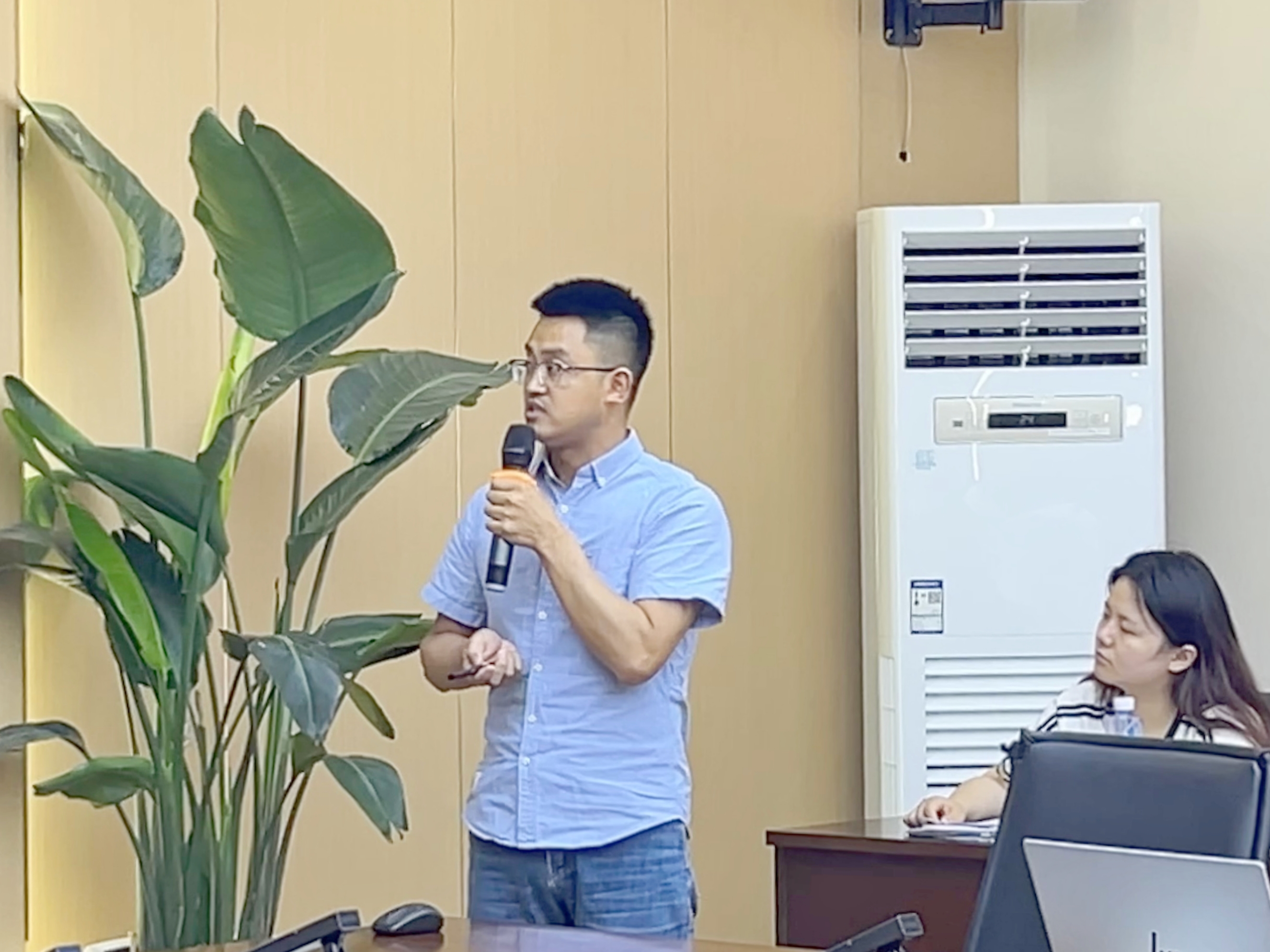 6韩必文发言