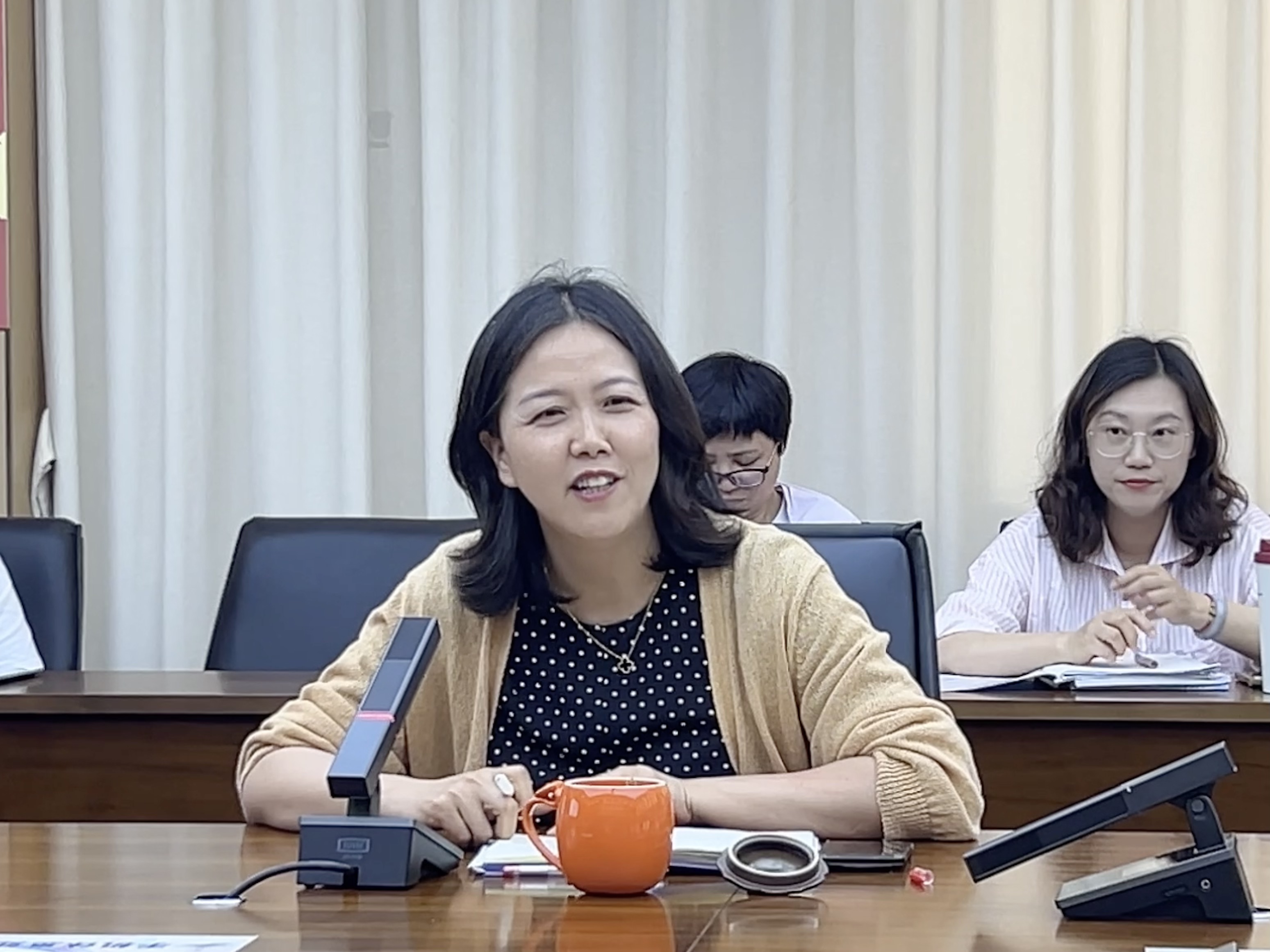 11许静校长做指导
