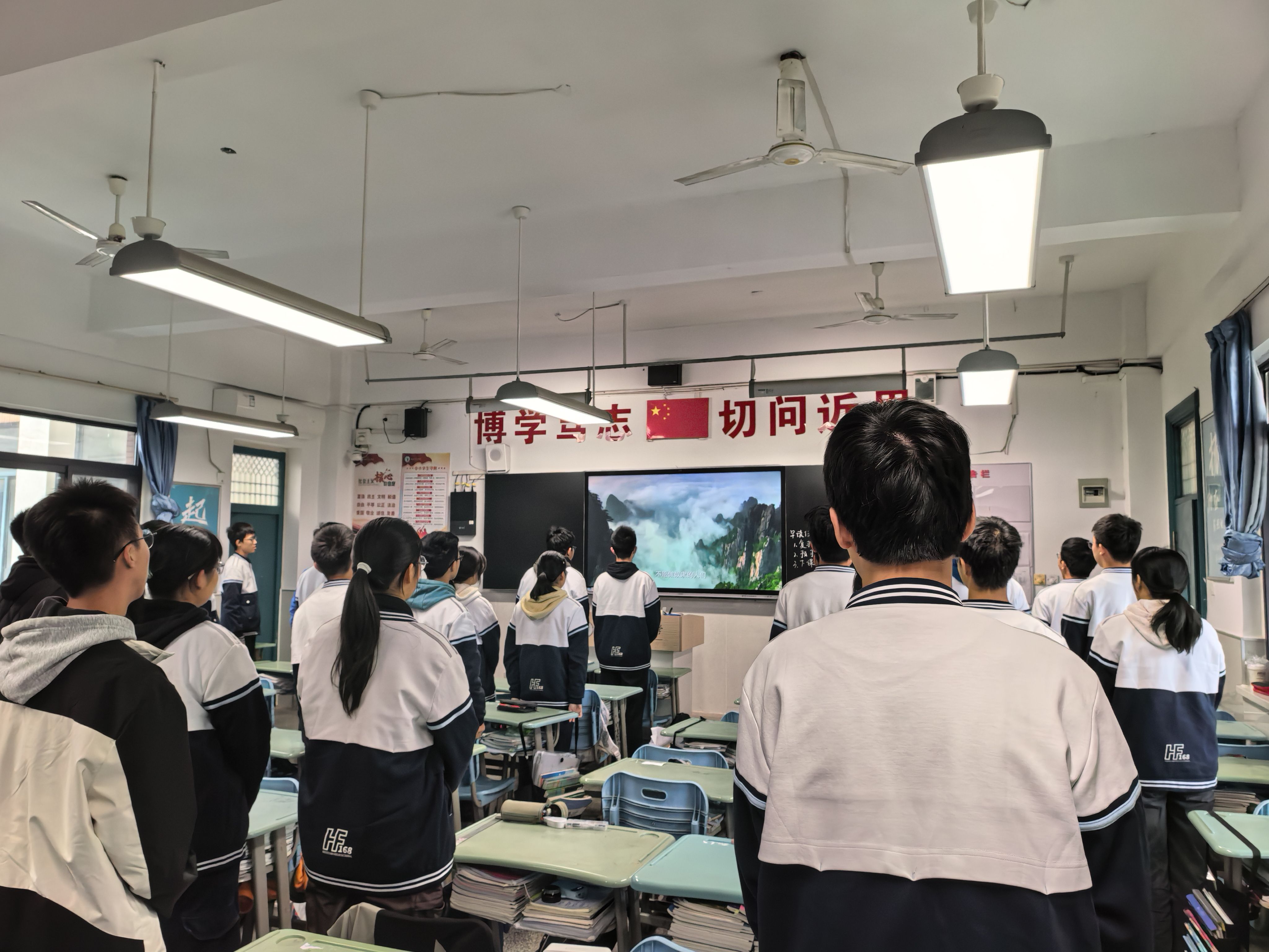 022b44d372f2fbaeda53517a3599fcfe