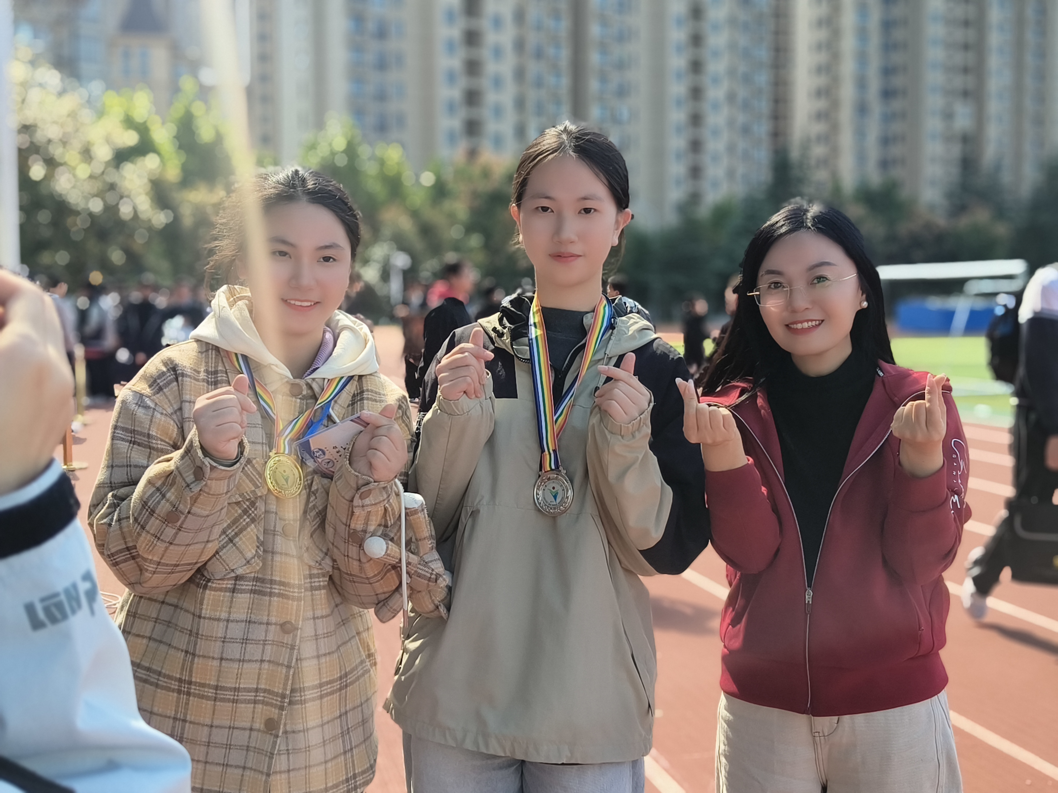 DD5EC7B9E6086326DB34E5EA3A366DD4