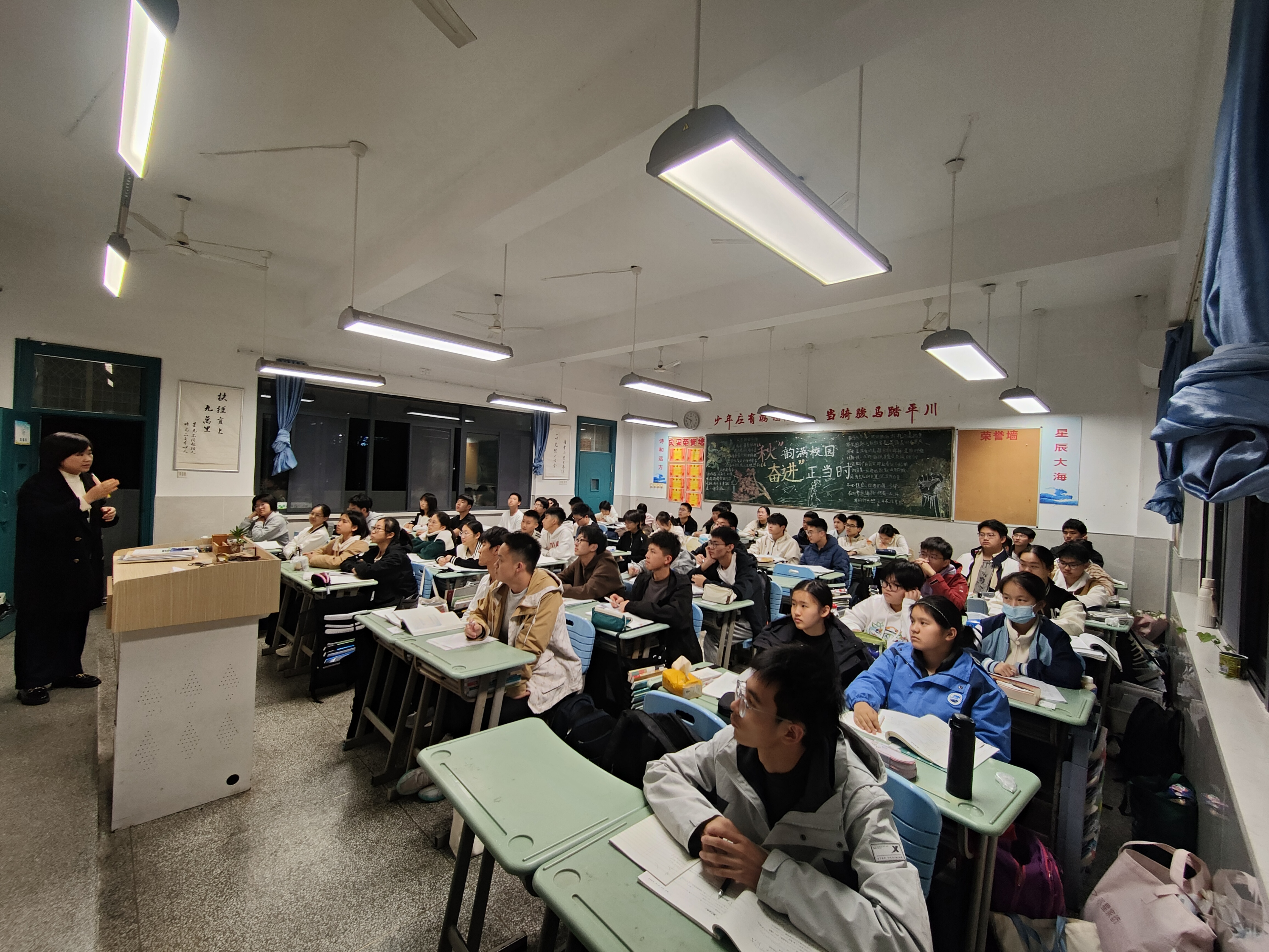 A5E602F11E03E141A0590DB20E5D3827