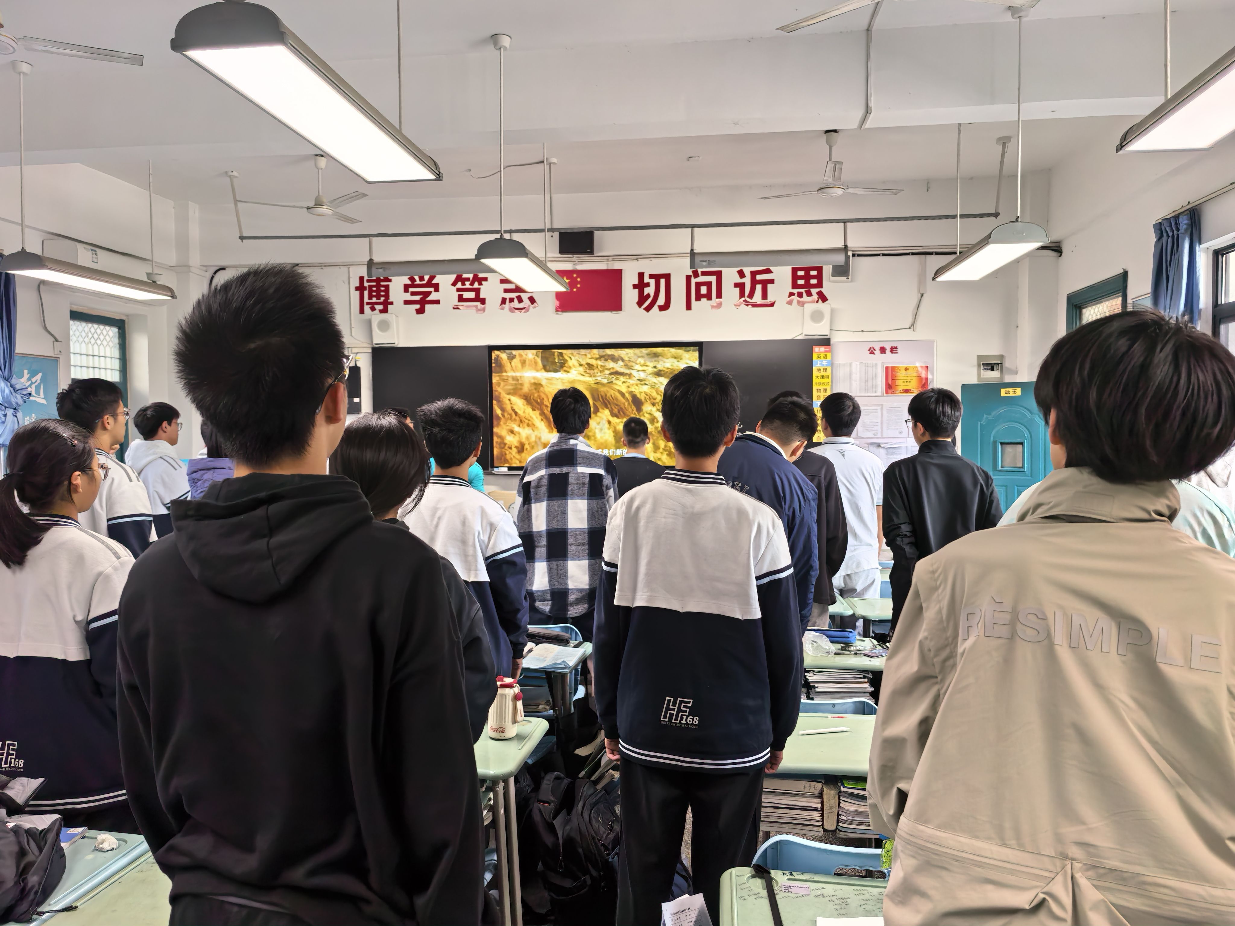 FABD0B8E2C60668A97E296EDFA6E9153