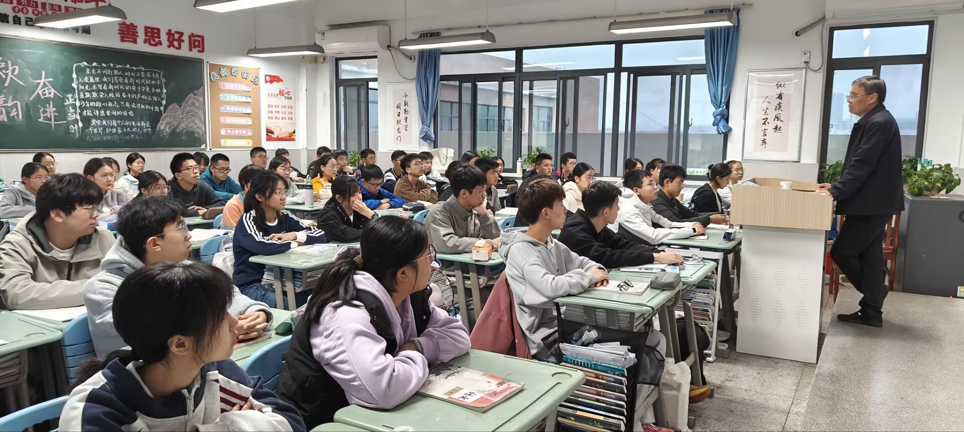 EA0790595218AD19CA2B2081A17F853A