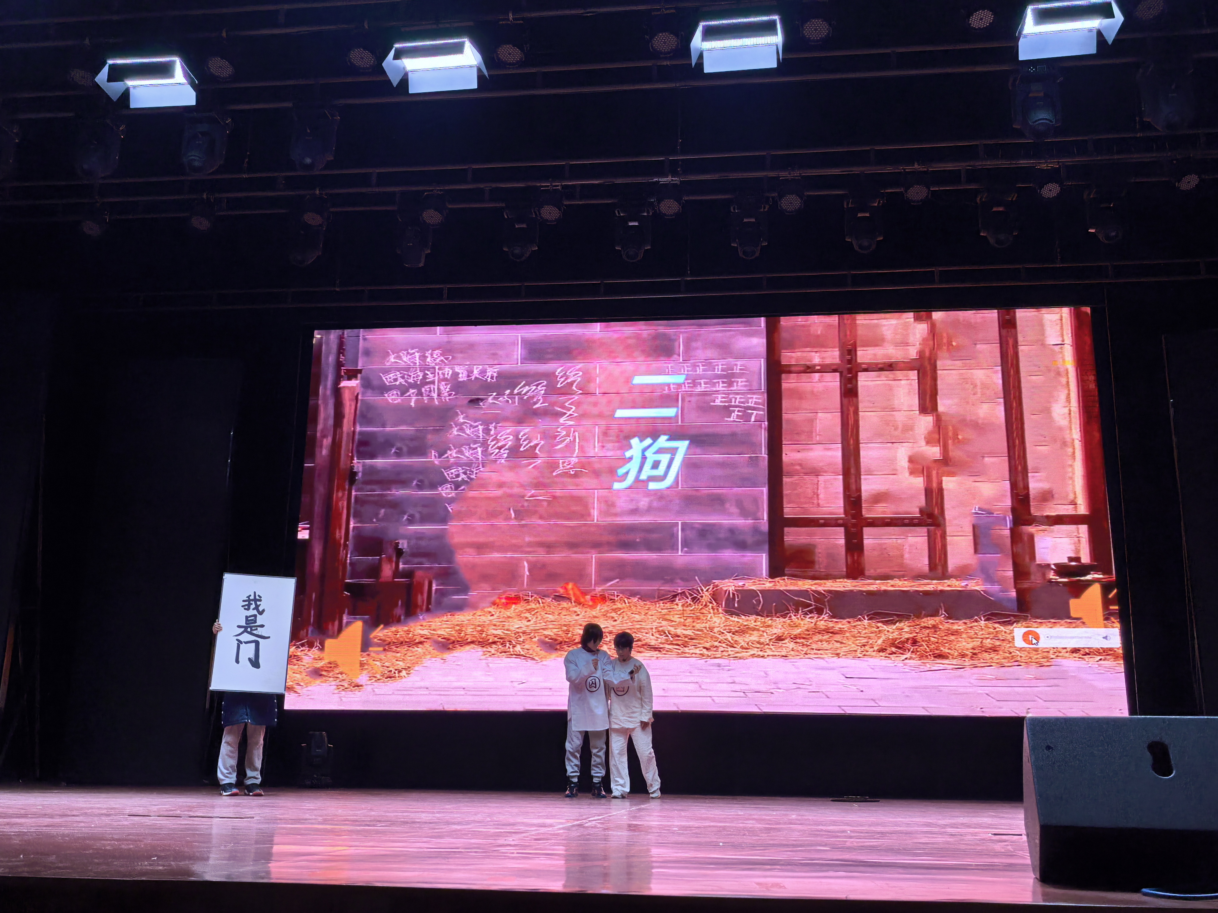 41D8C046F89FB1D3D43514A8F33BA39B