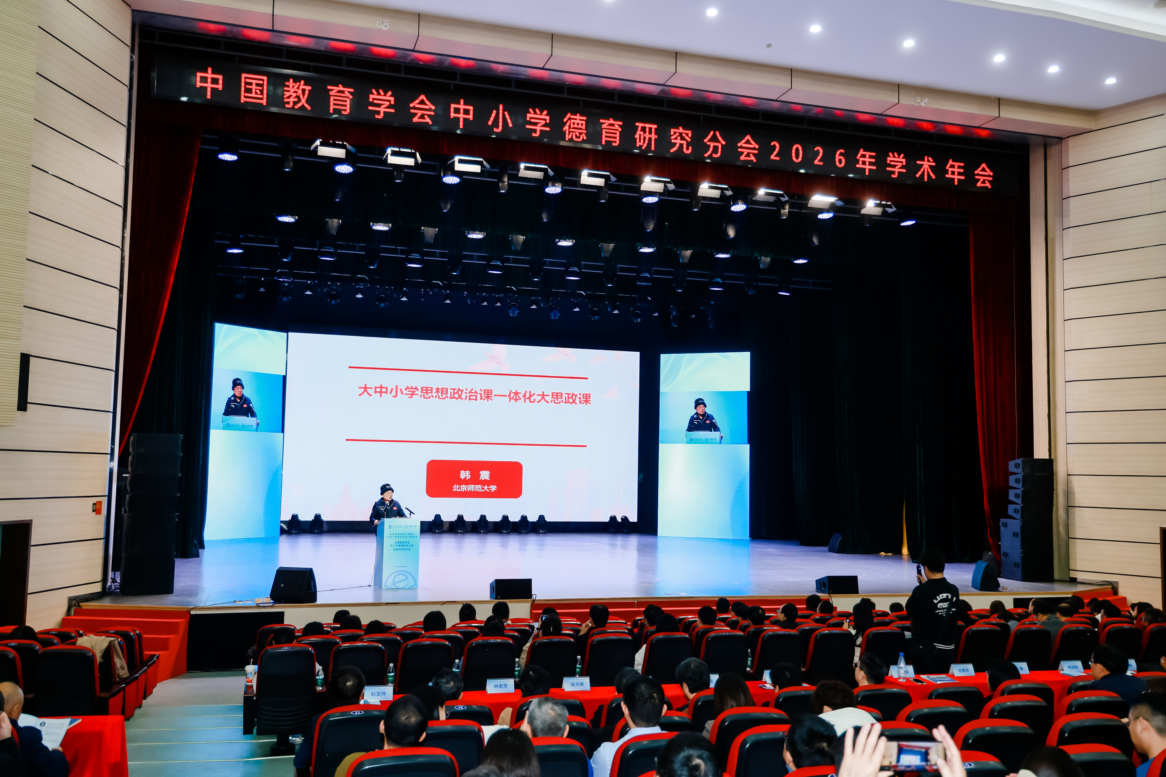 0F6A224FE37BF8DB067E6E057B046214